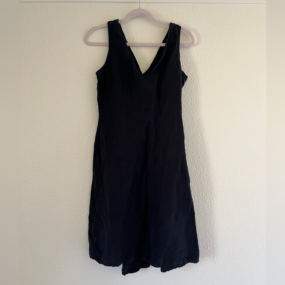 Sleeveless Black Midi V-Neck Dress linen blend